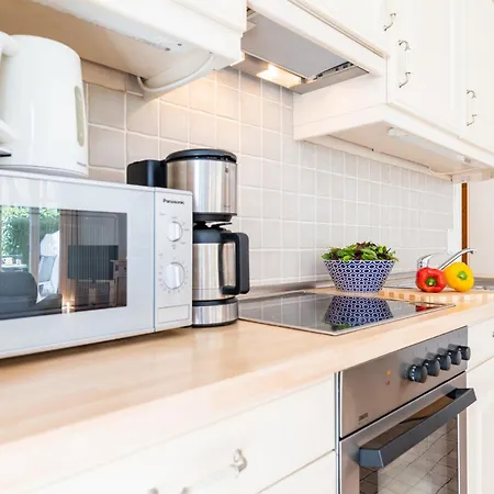 - We Prorer Wiek 1 *